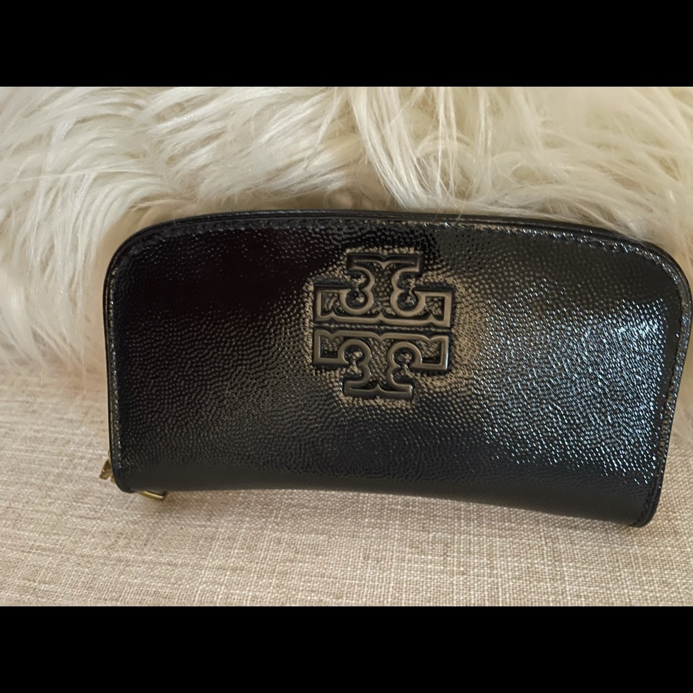 Like new wallet